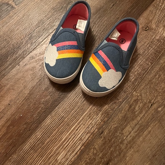Other - ‼️sold‼️NWOT rainbow toddler shoes